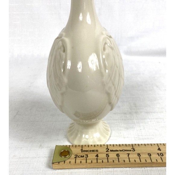 Vintage Lenox Aegean Shell Bud Base Ivory W/ Gold Rim 6.5” Tall Made in America - Picture 8 of 8